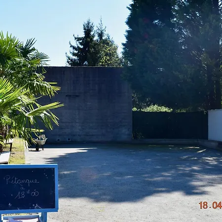 Résidence Hotelière Les Acanthes Apartahotel